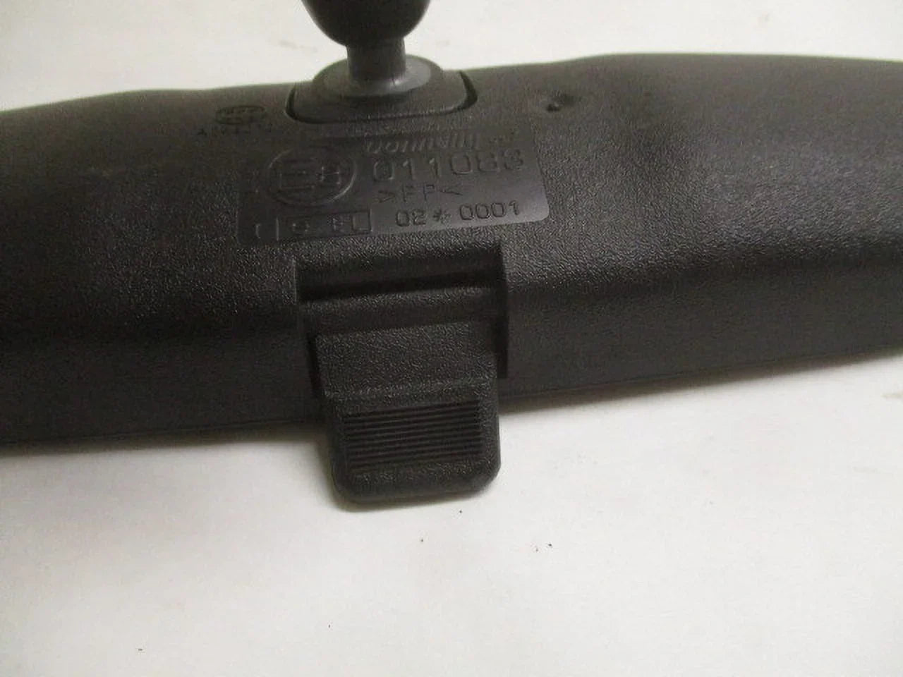 Pre-Owned Dodge Caravan Ram 1500 2500 Manual Rear View Mirror   (Good)