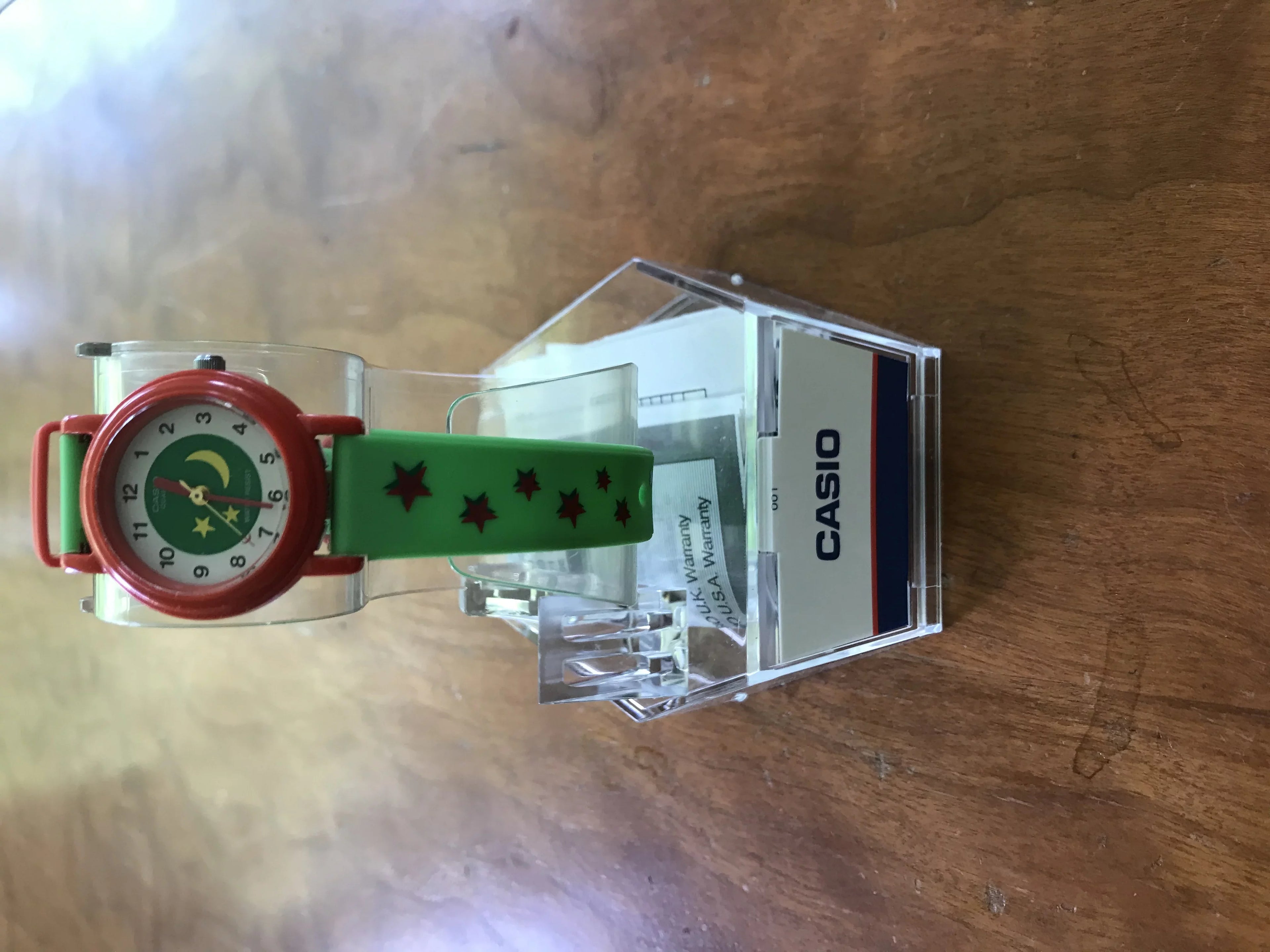 Rare Green Casio Kids Analog Watch Moon and Stars -136A-3B