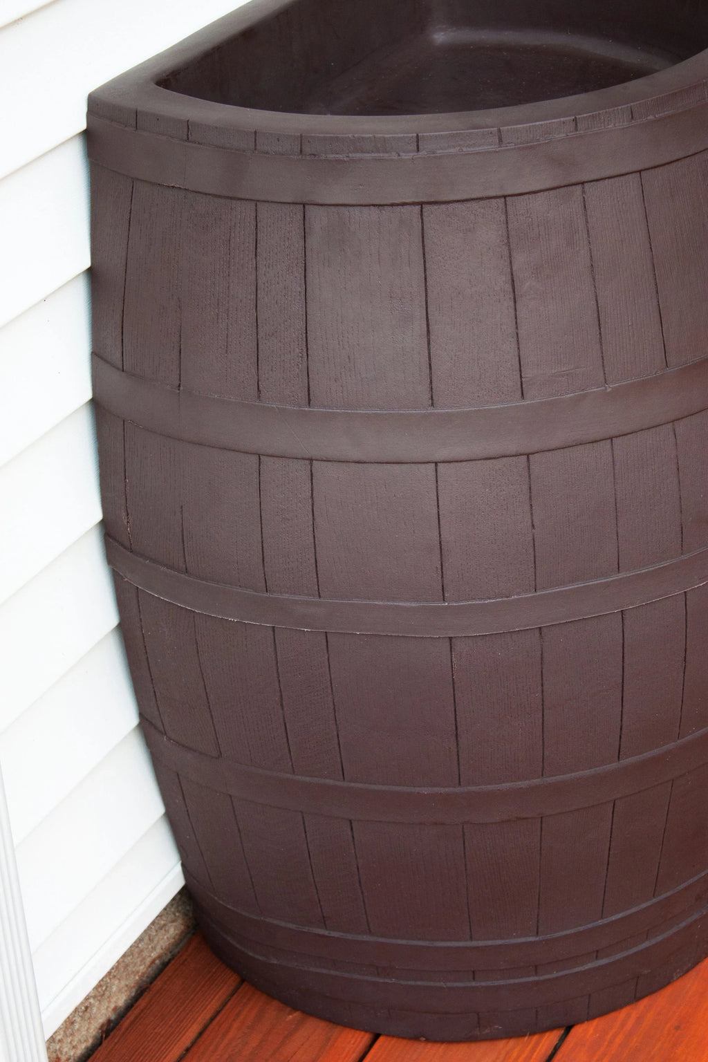 Rescue 50-Gallon Whiskey Rain Barrel – Includes Planter, Rain Water Diverter, Outlet Hose – Flatback Design – Brown
