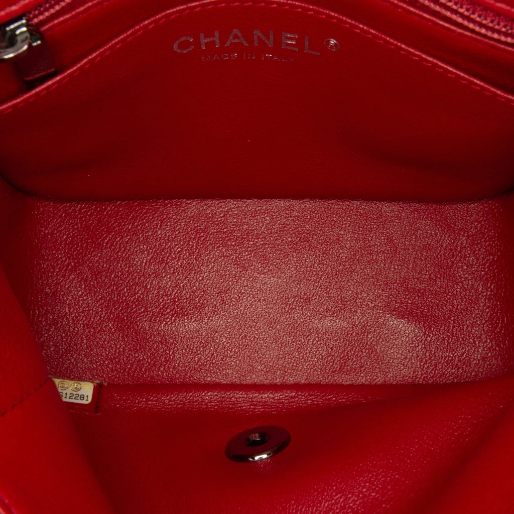Pre-Owned Authenticated Chanel Mini Classic Lambskin Square Single Flap Leather Red Crossbody Bag Unisex (Good)