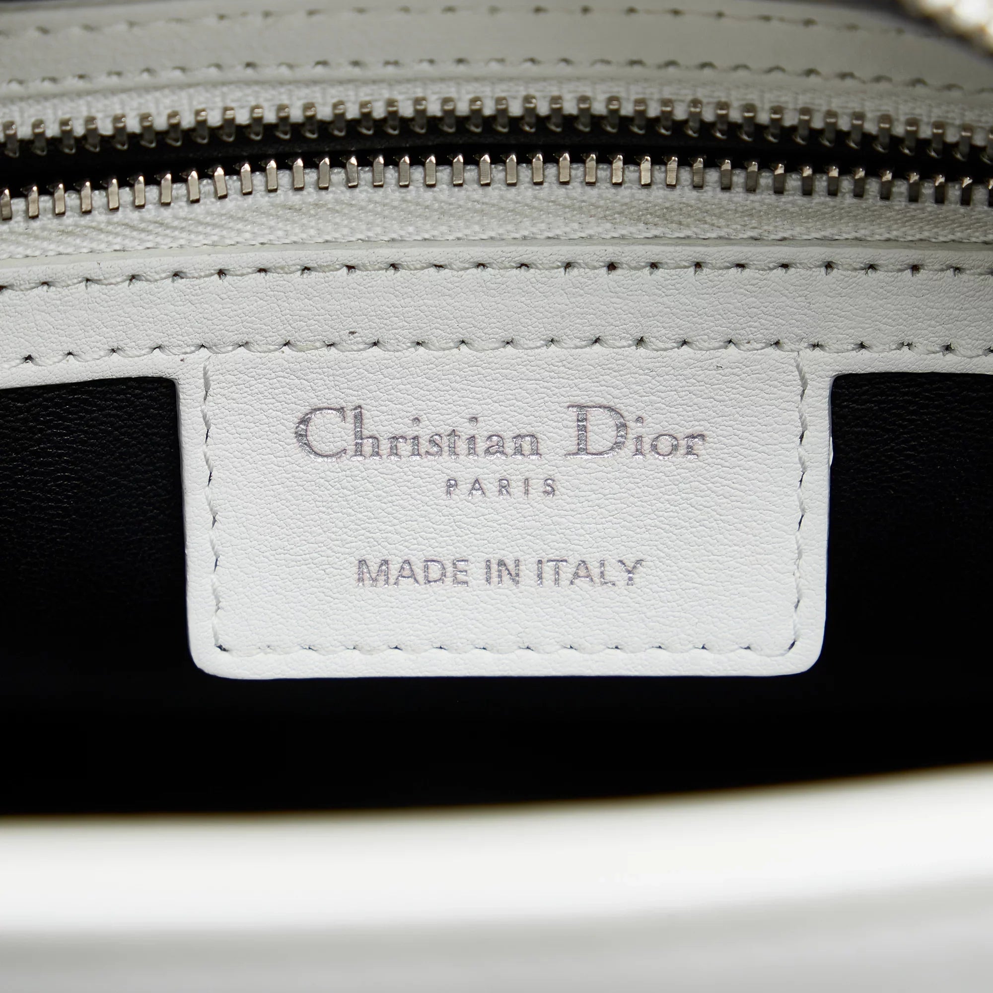 Pre-Owned Authenticated Medium Lambskin Paradise Lady Dior Leather White Satchel Unisex (Good)