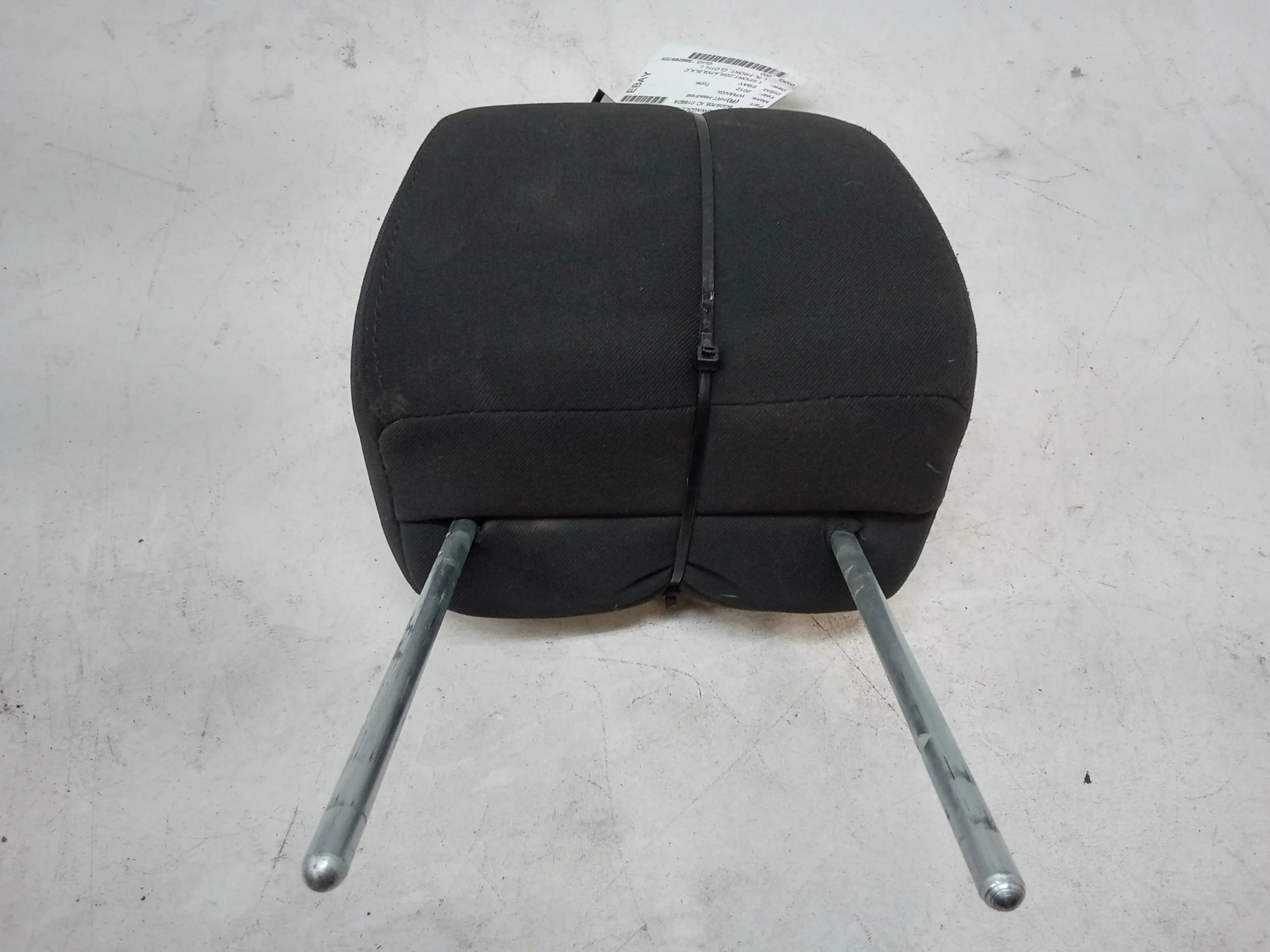 Pre-Owned 12 Jeep Wrangler Cloth Headrest Left Or Right  (Good)