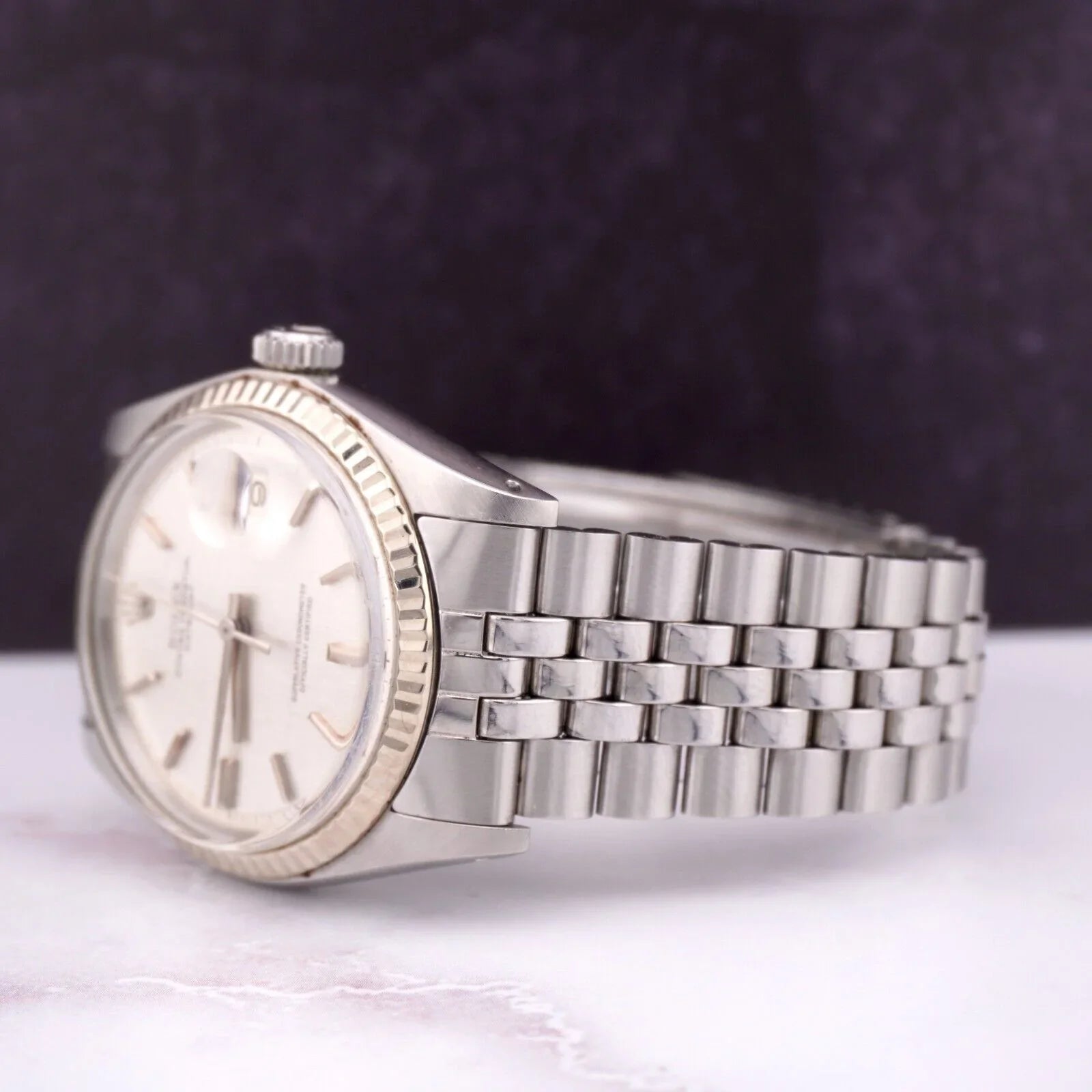 Rolex 36mm Datejust Mens Steel Watch Jubilee Band Silver Linen Dial 1601