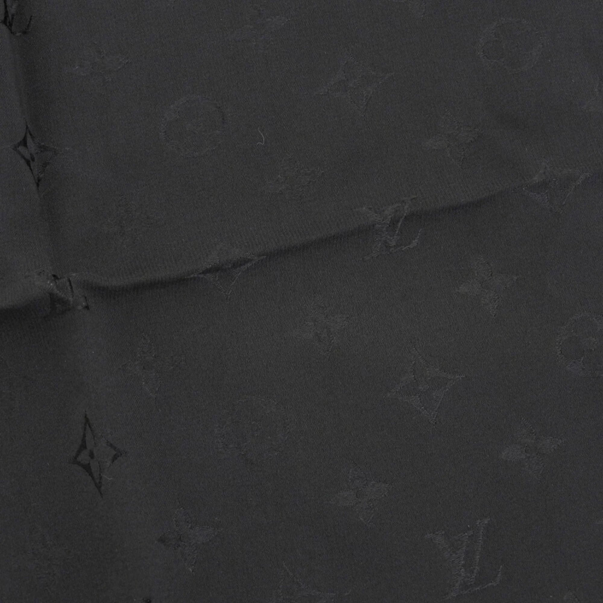 Pre-Owned Louis Vuitton   monogram scarf silk black (Like New)