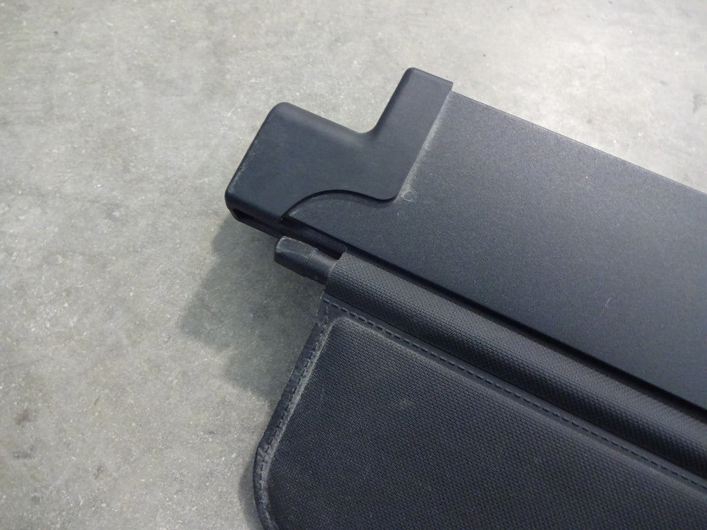 Pre-Owned 2017  X3 Rear Trunk Mounted Cargo Cover  (Good)
