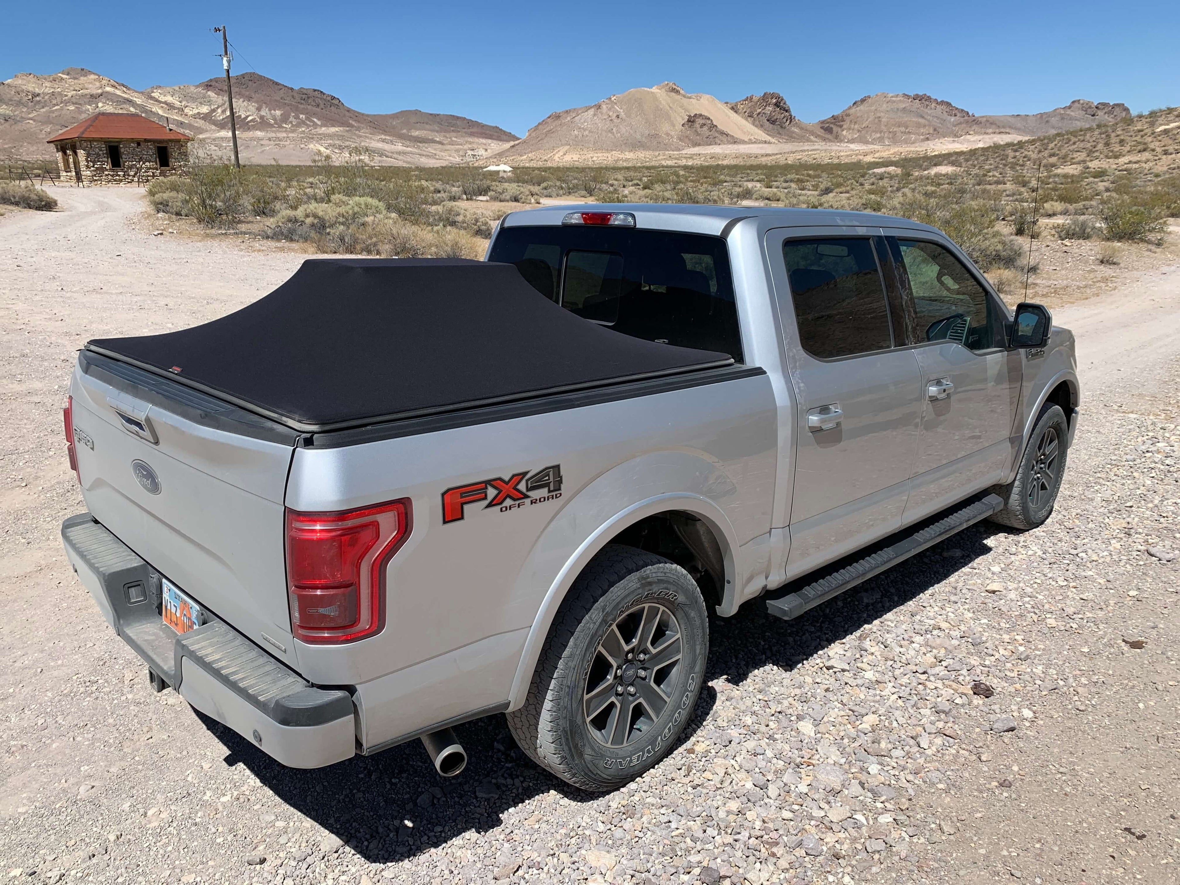 Sawtooth Expandable Tonneau Cover | Compatible with 2019-Present Ram 1500, 2500, 3500 | 5'-7" Bed