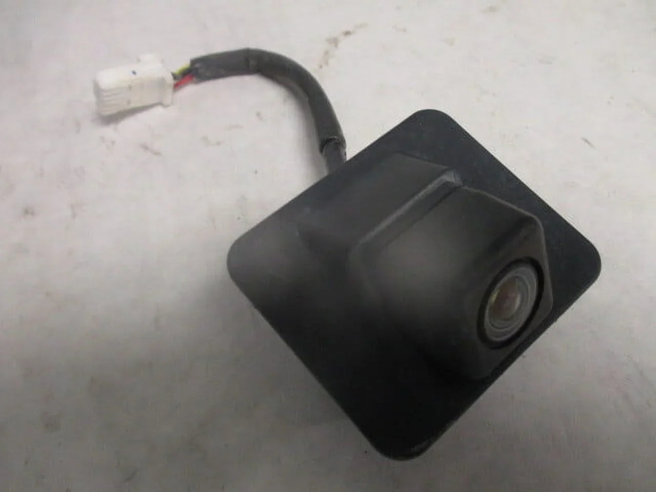 Pre-Owned 2017 2018 Mazda 3 Sedan Rear View Camera Decklid Mount   (Good)