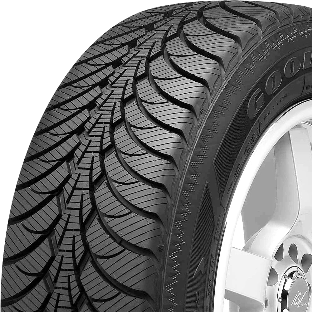 Goodyear Ultra Grip Ice  245/60R18 105 S Tire