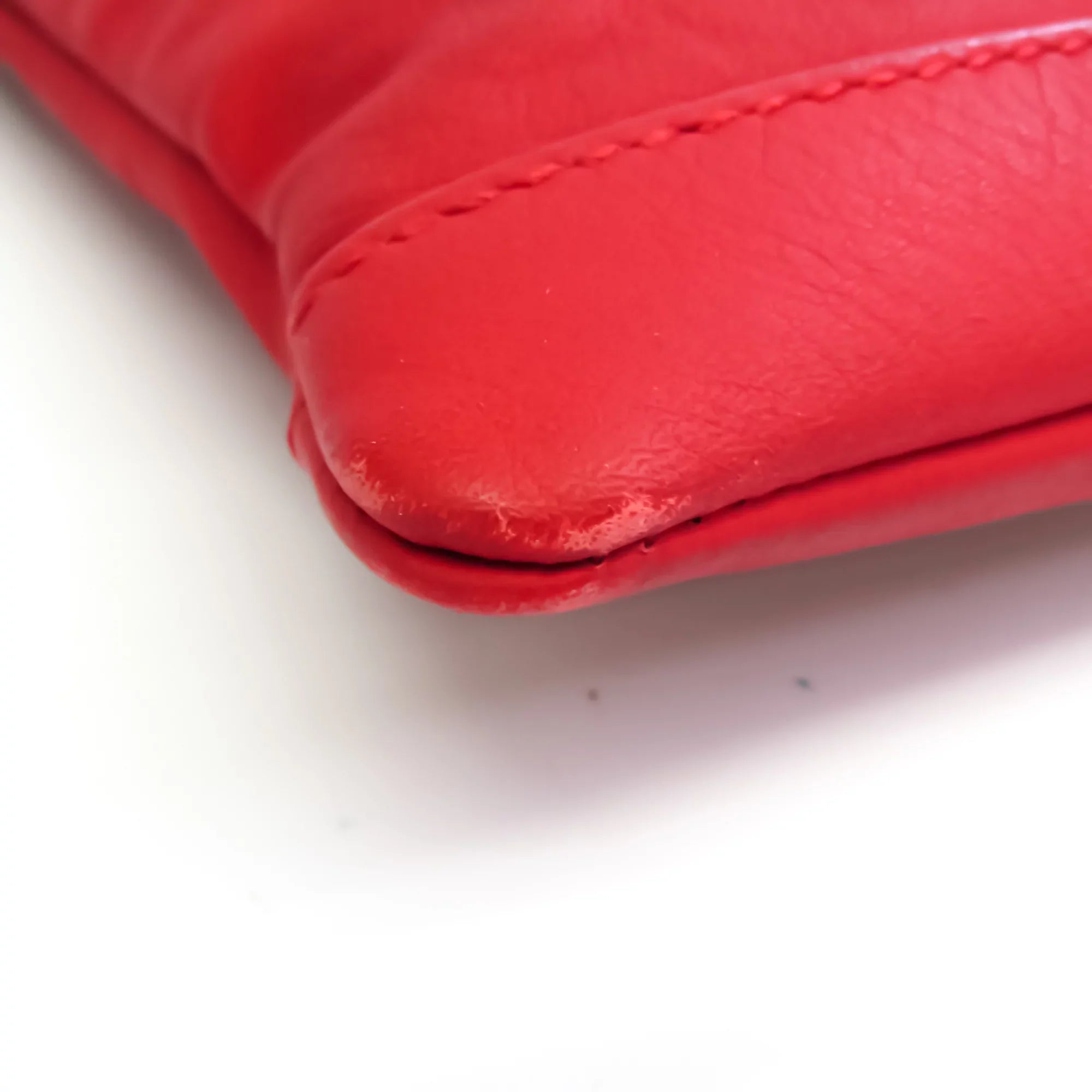 Pre-Owned Balenciaga 273022 Women's Leather Clutch Bag Red Color (Good)