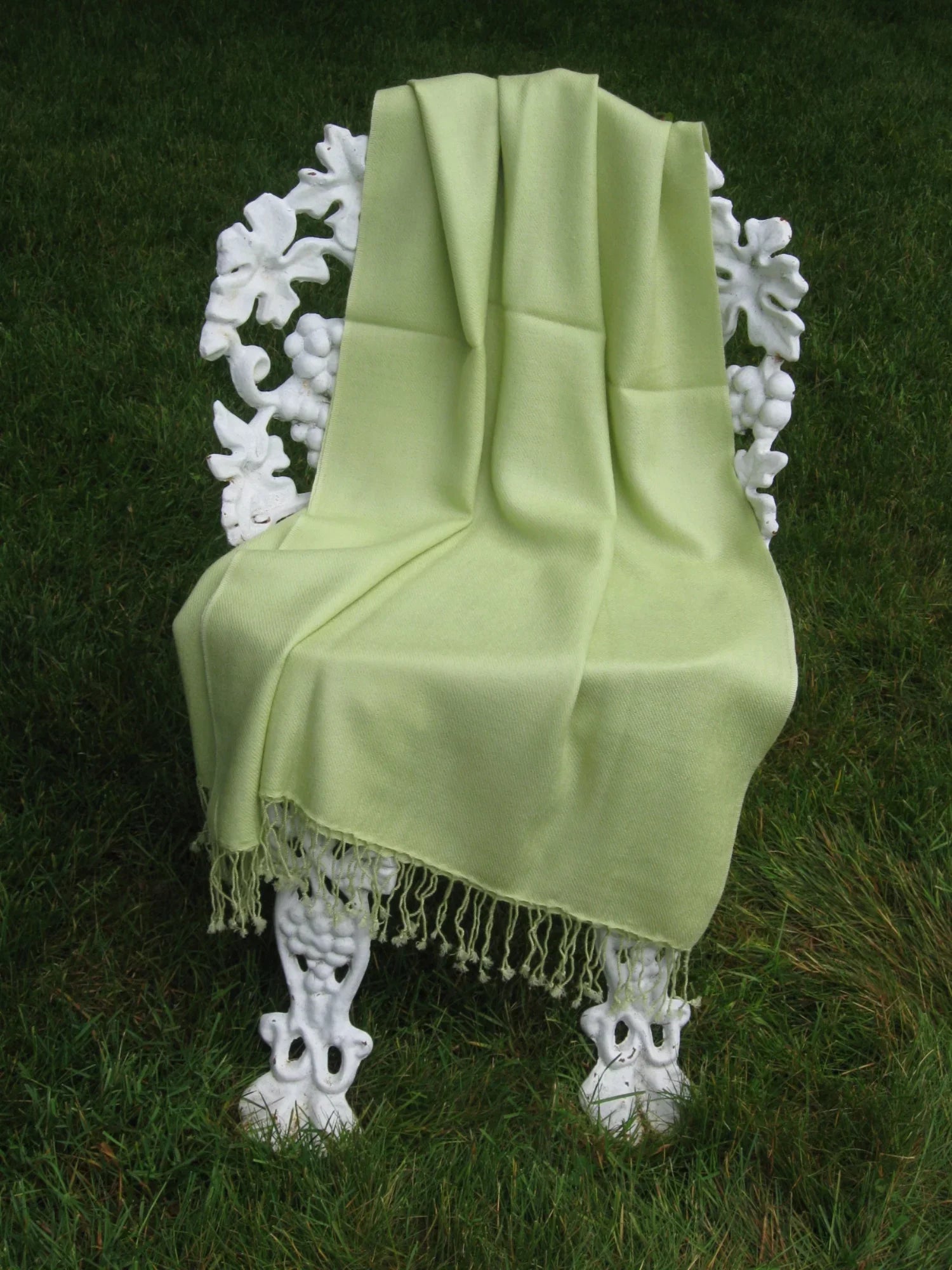 Shawl/Shawls/Scarf/Scarves/Wrap/Stole/Muffler/Cape/Ruana/Blanket/Throw/Pashmina Shawl/Cashmere Scarf/Wool/Silk (Honey Dew Green Regular Shawl)