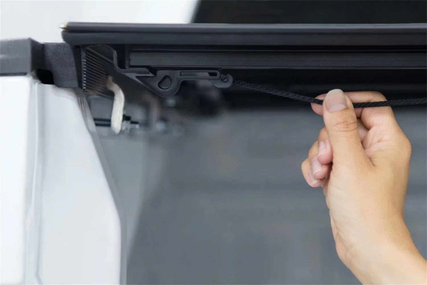 Access Cover Lomax Professional Series Hard Folding Cover -B0040079 Fits select: 2013-2021  1500, 2012   1500