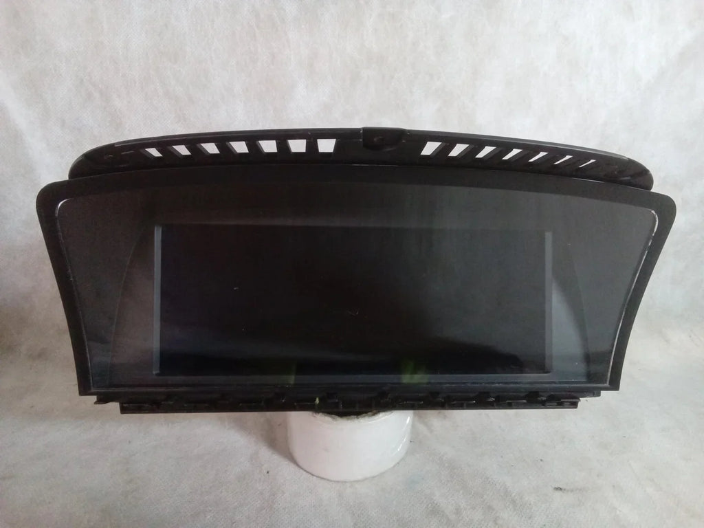 Pre-Owned 2007  750i Front Dash 8.8 Display Screen 65829157123   (Good)