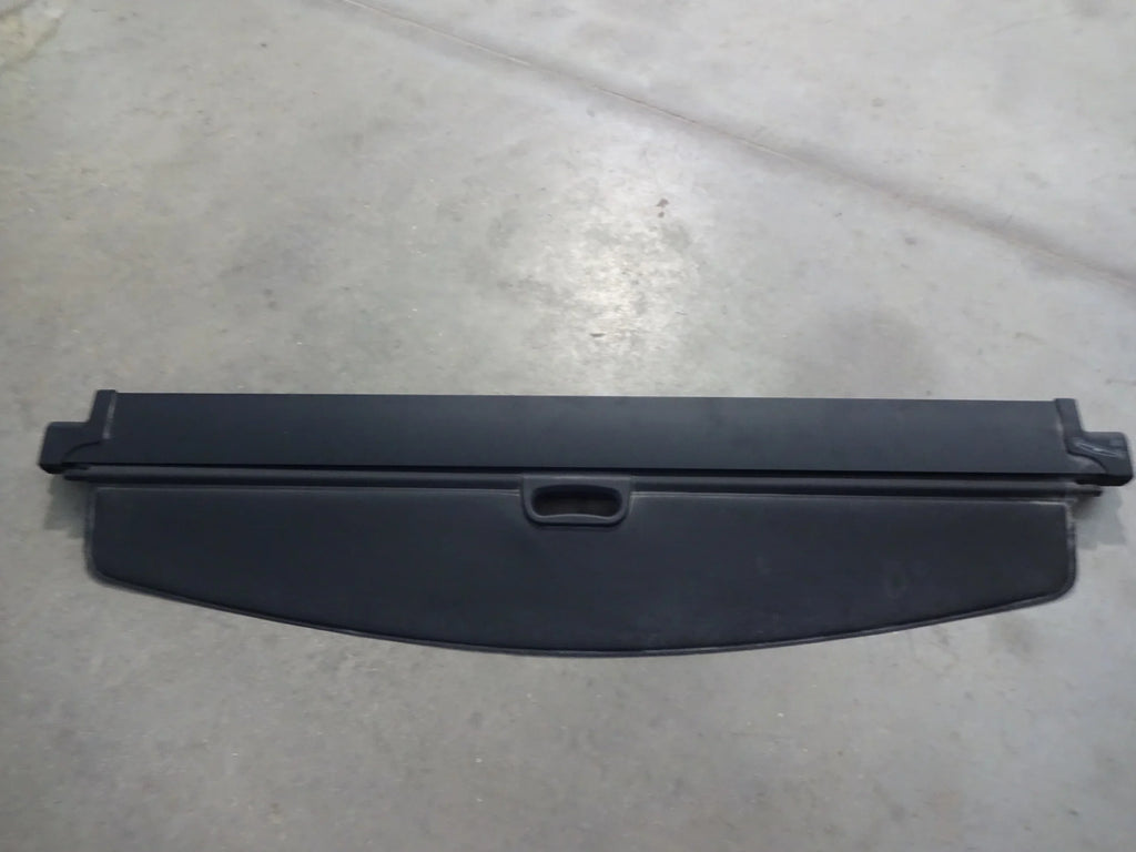 Pre-Owned 2017  X3 Rear Trunk Mounted Cargo Cover  (Good)