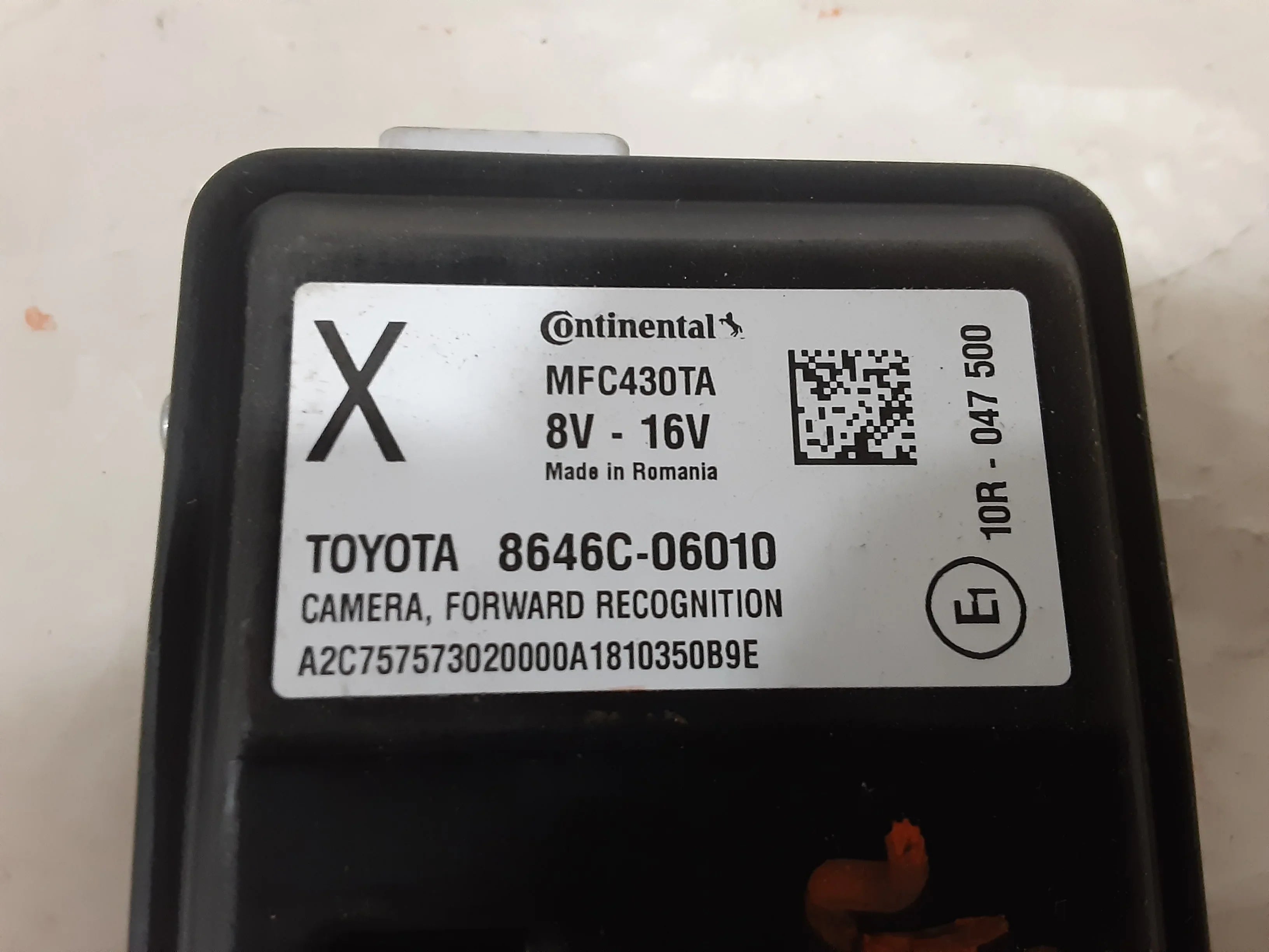 Pre-Owned 18-19 Toyota Camry Windshield Front View lane Departure Camera 8646C-06010  (Good)