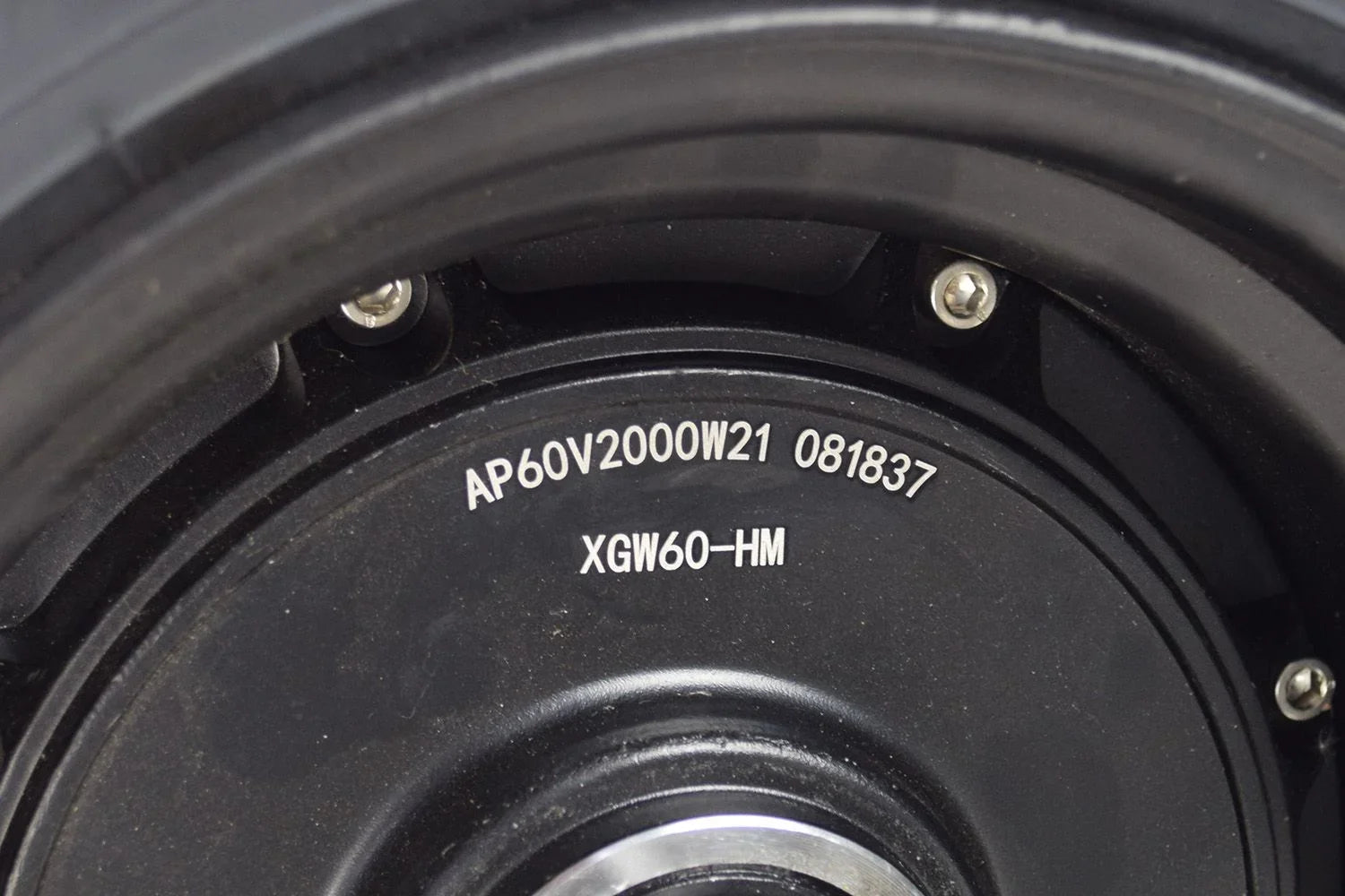 AlveyTech 60 Volt 1500 Watt Hub Motor & 18x9.50-8 Wheel Assembly for Fat Tire Scooters