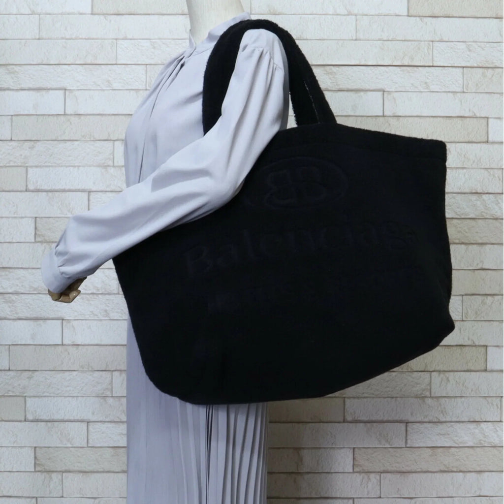 Pre-Owned Balenciaga 743152 Women's Fabric Tote Bag Black (Good)