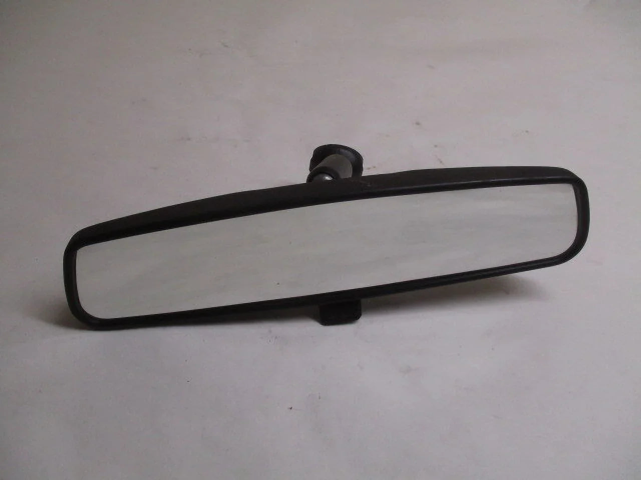 Pre-Owned Dodge Caravan Ram 1500 2500 Manual Rear View Mirror   (Good)