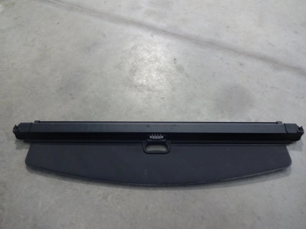 Pre-Owned 2017  X3 Rear Trunk Mounted Cargo Cover  (Good)