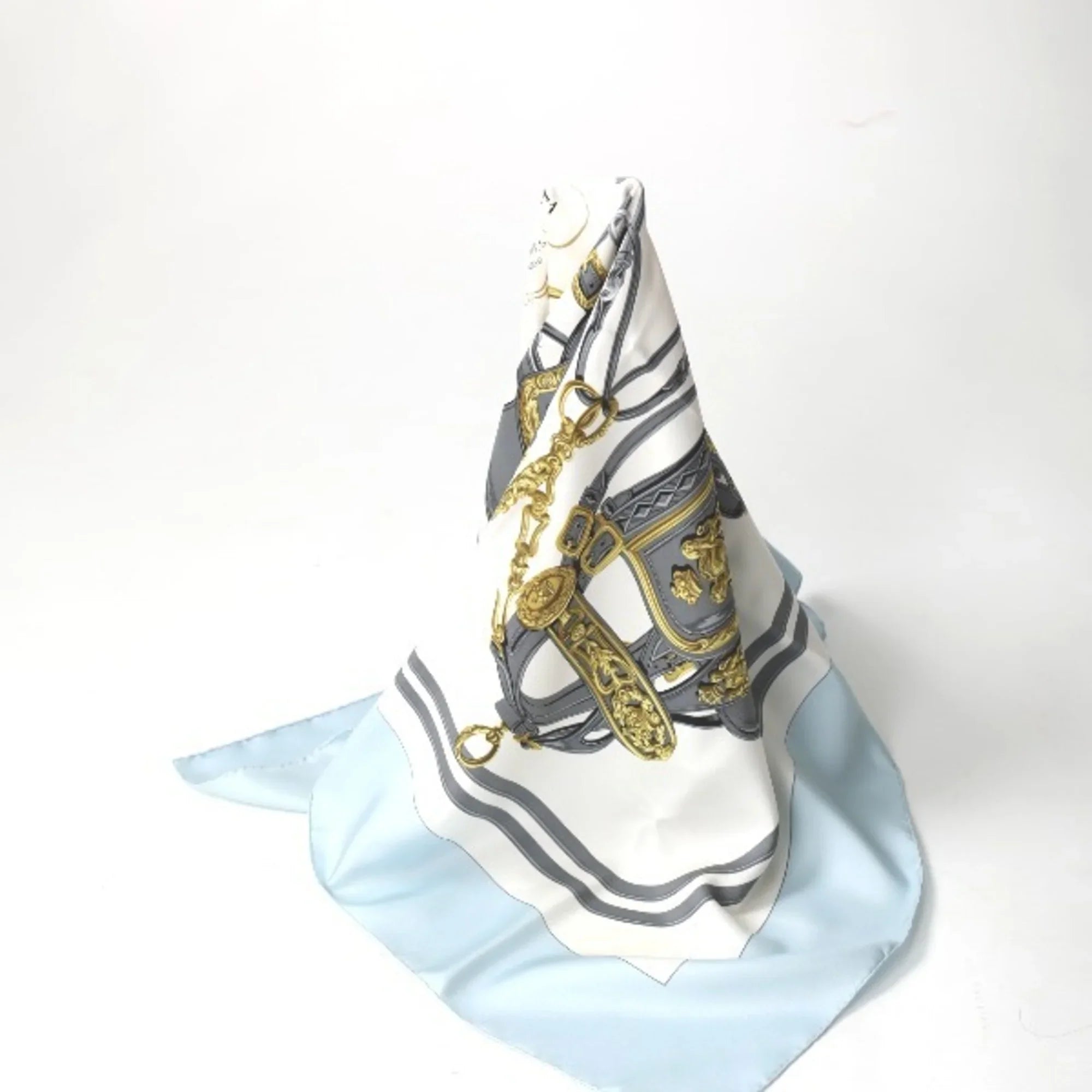 Pre-Owned  Carre90 Hermes light blue scarf (Good)