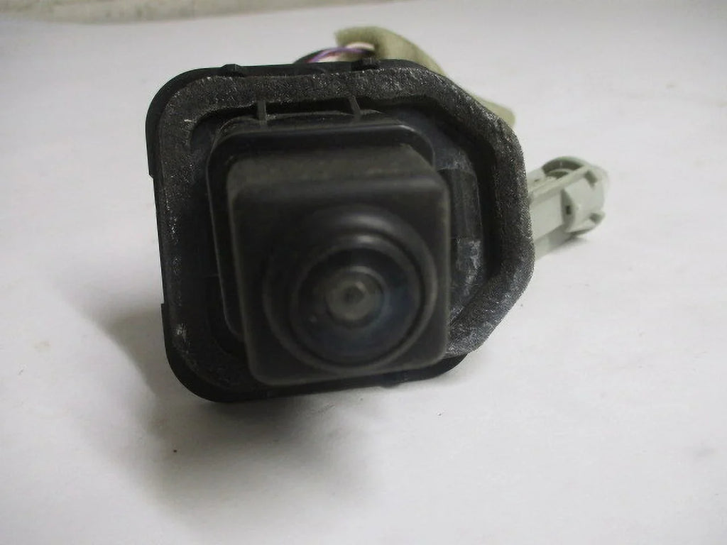 Pre-Owned Nissan Rogue Back Up Rear View Camera   (Good)