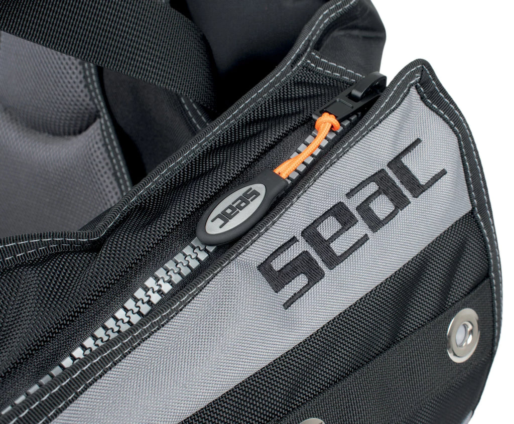 '- Buoyancy Compensator - Black/Grey - Medium