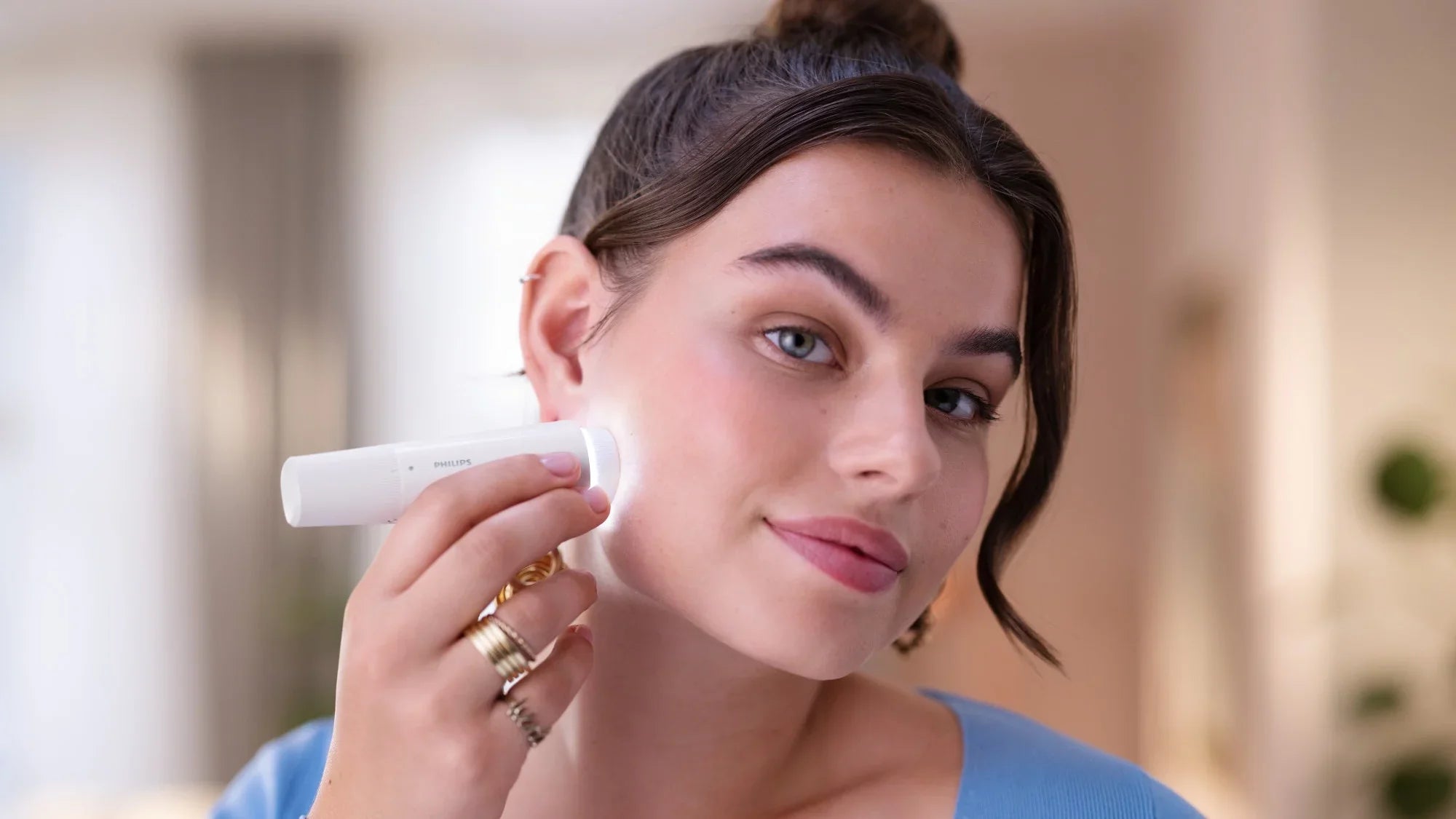 Philips Lady Electric Shaver Series 8000 with Electric Facial Hair Remover, Cordless, BRL166/91