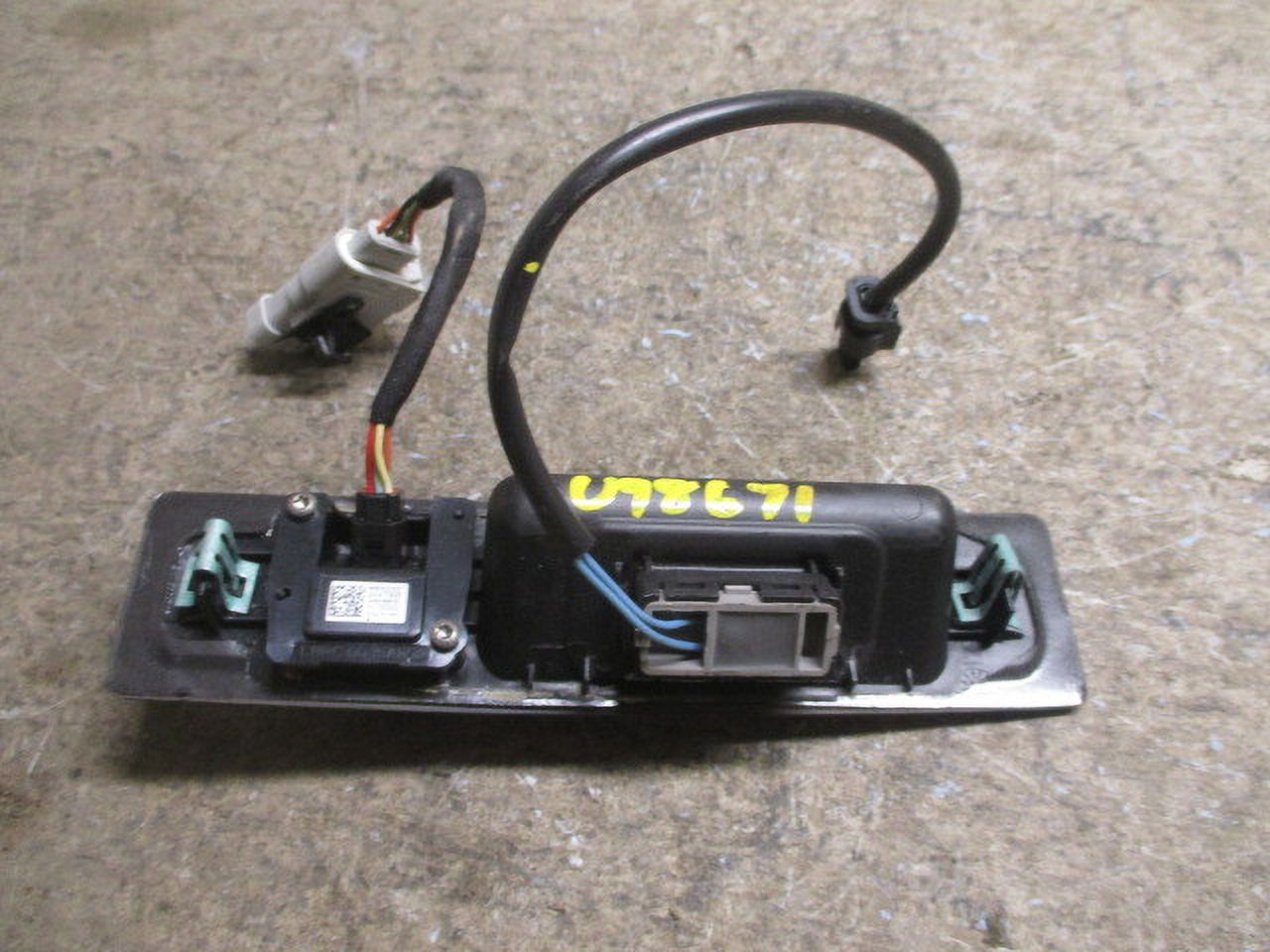 Pre-Owned 18 19 20 21 Chevrolet Equinox Back Up Rear View Camera   (Good)