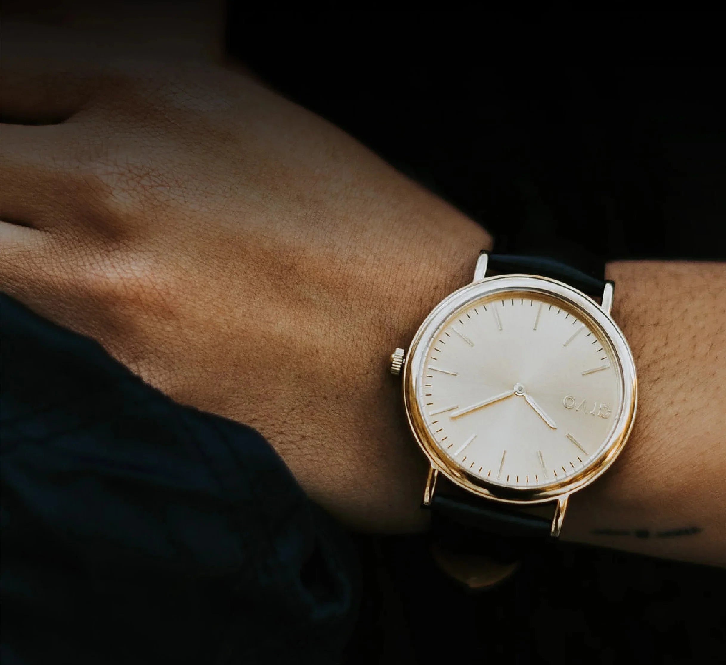 Arvo Gold Time Sawyer Watch - Black Leather