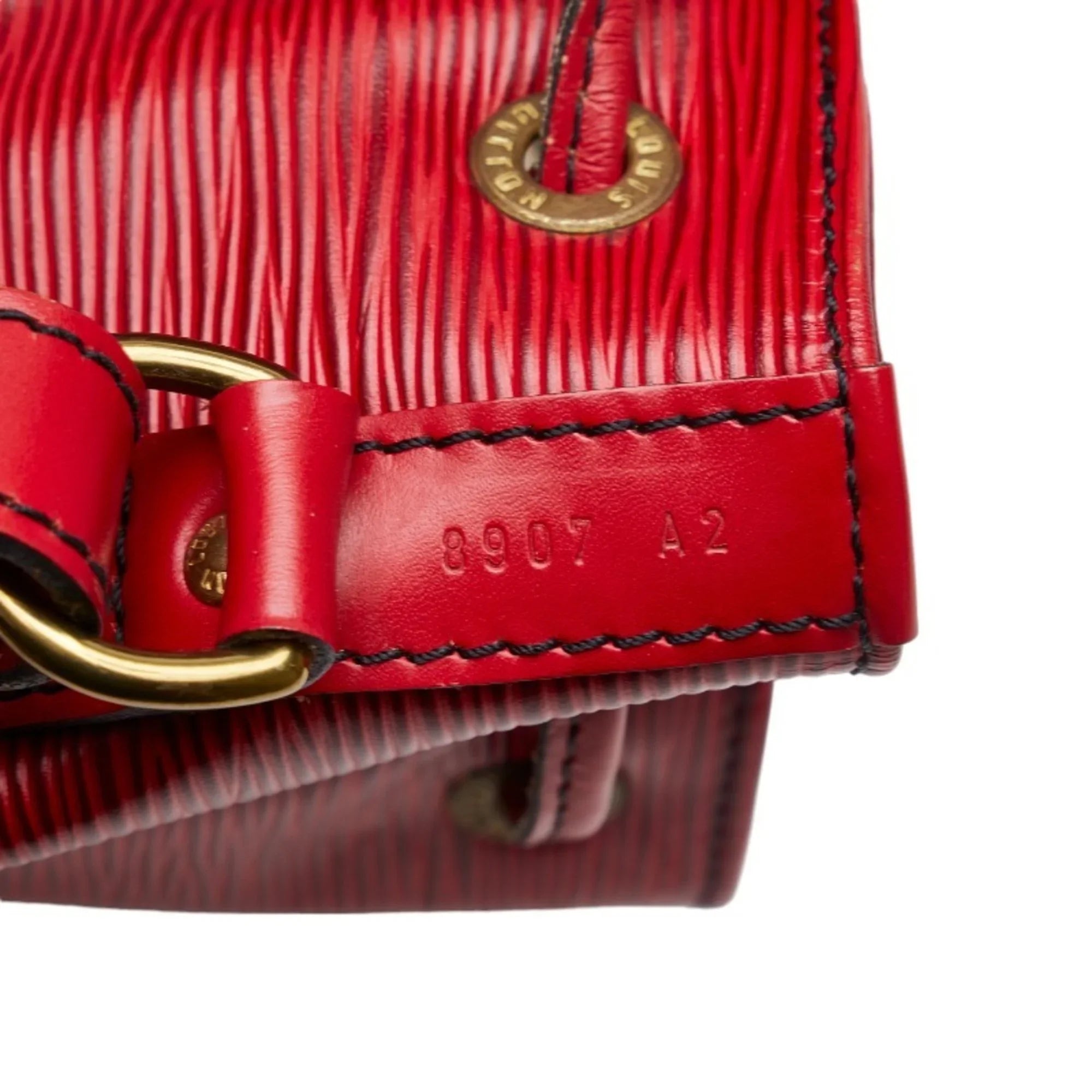 Pre-Owned Louis Vuitton Epi Petit Noe One Shoulder Bag Handbag M44107 Castilian Red Leather Ladies   (Good)